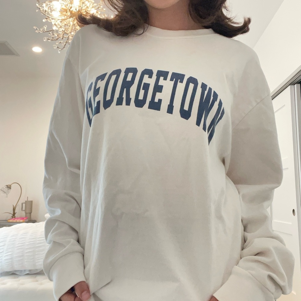 Brandy Melville Georgetown long sleeve